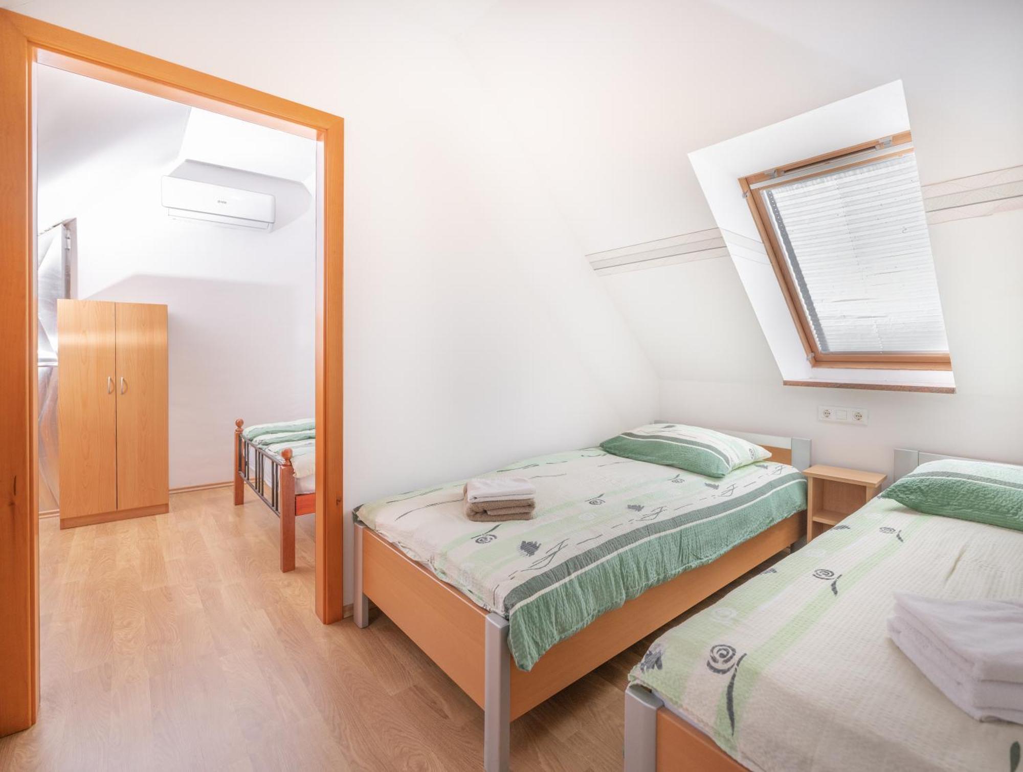 Apartments Suster Stari Trg ob Kolpi Exteriér fotografie